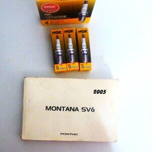 Pontiac Montana SV6 OWNERS MANUAL & SPARK PLUGS Montana Operating Manual